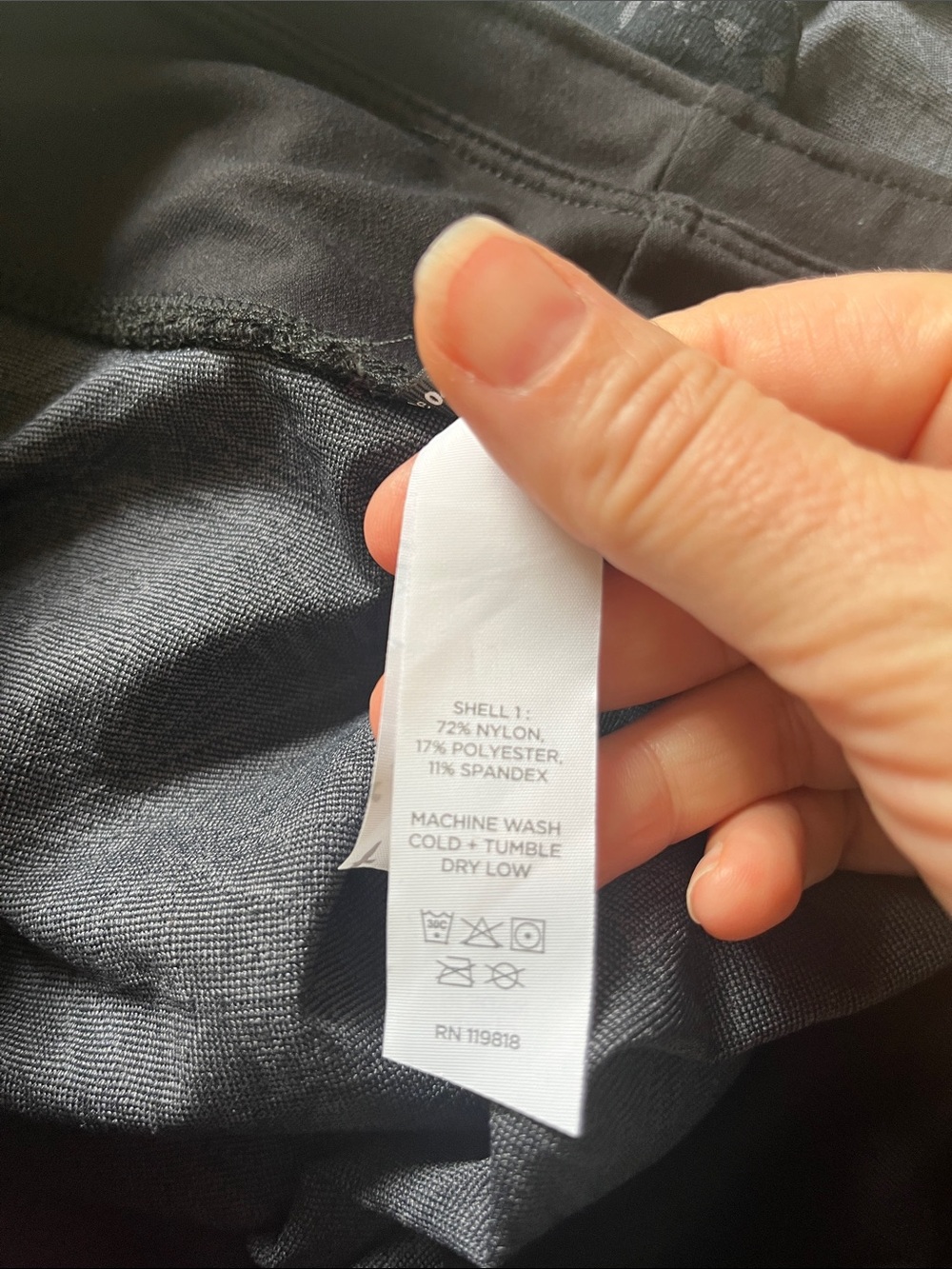 Oiselle Kaleidoscope Athletic Skirt Like New Size 4 - Picture 6 of 9
